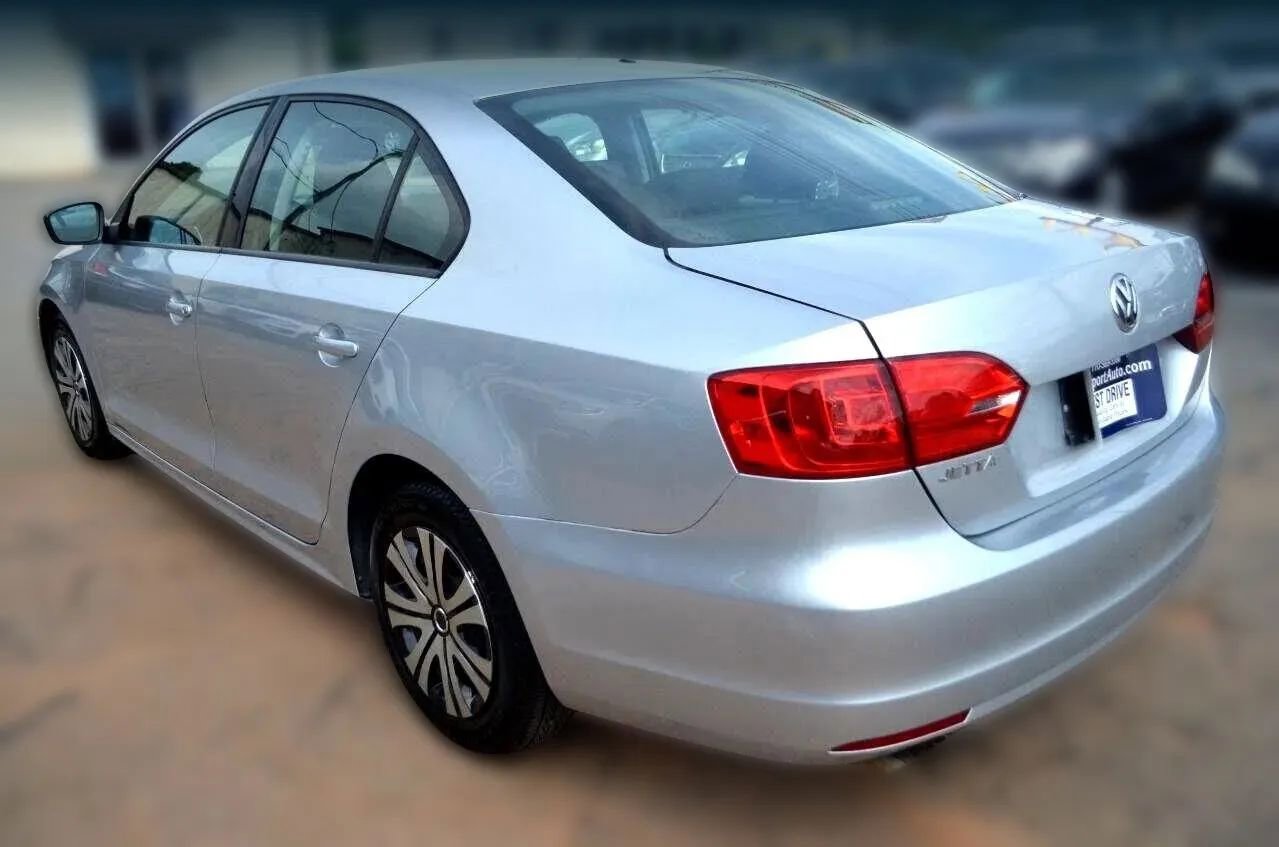 Used 2014 Volkswagen Jetta S image 6