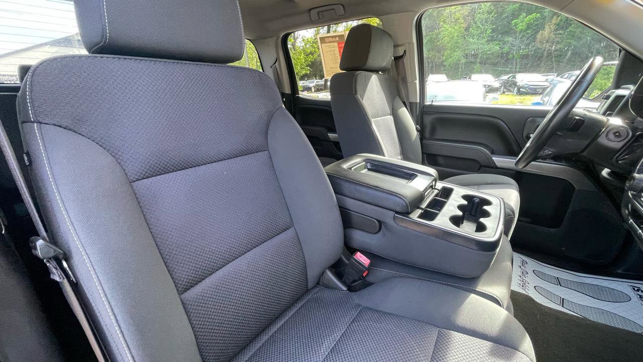 Used 2017 Chevrolet Silverado 1500 LT w/ All Star Edition AWD/4WD image 27