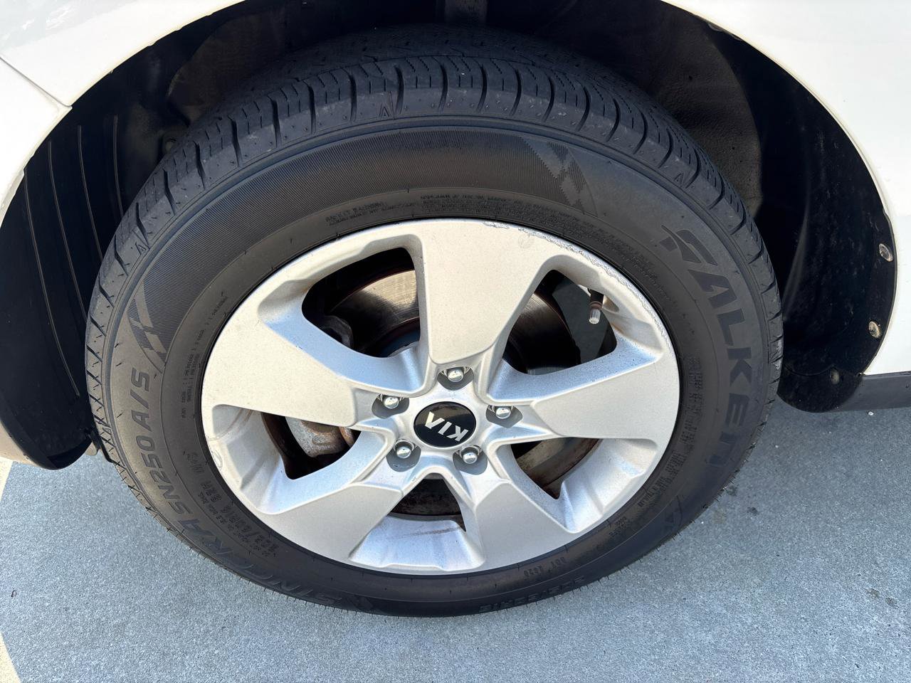 Used 2019 Kia Soul w/ Convenience Package image 11