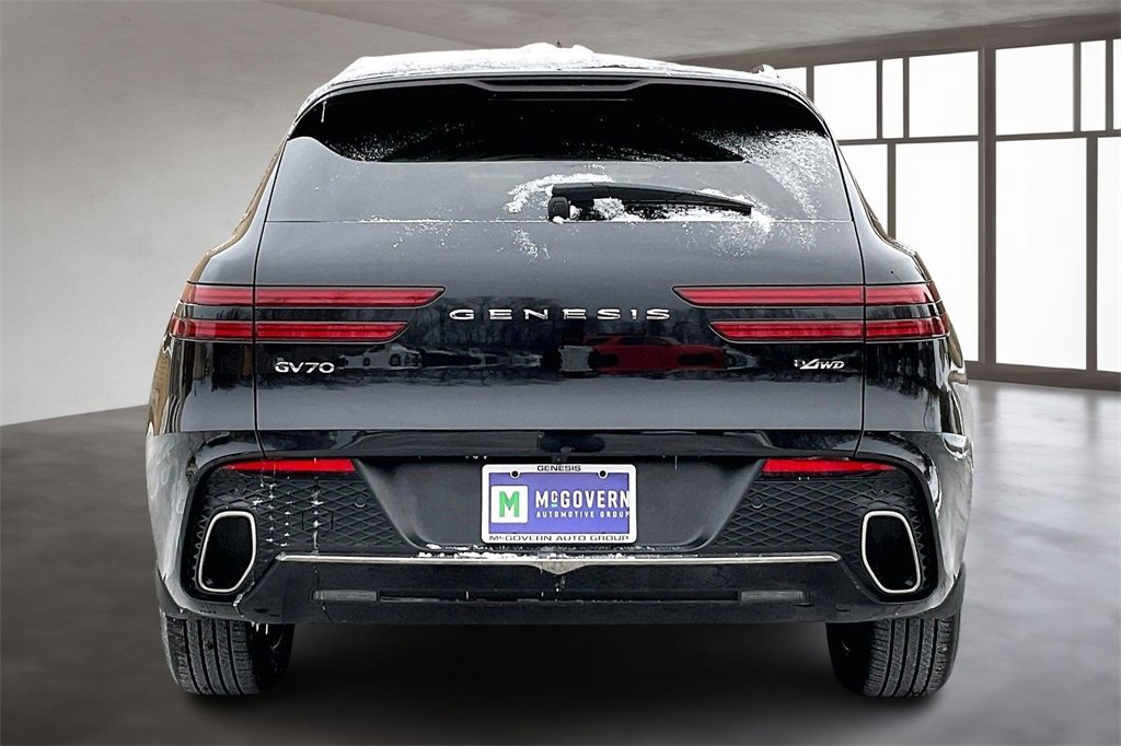 Used 2024 Genesis GV70 2.5T Select w/ Select Package image 5