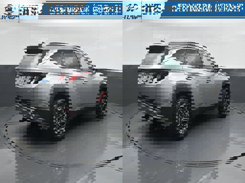 New 2026 Hyundai Tucson SEL image 2