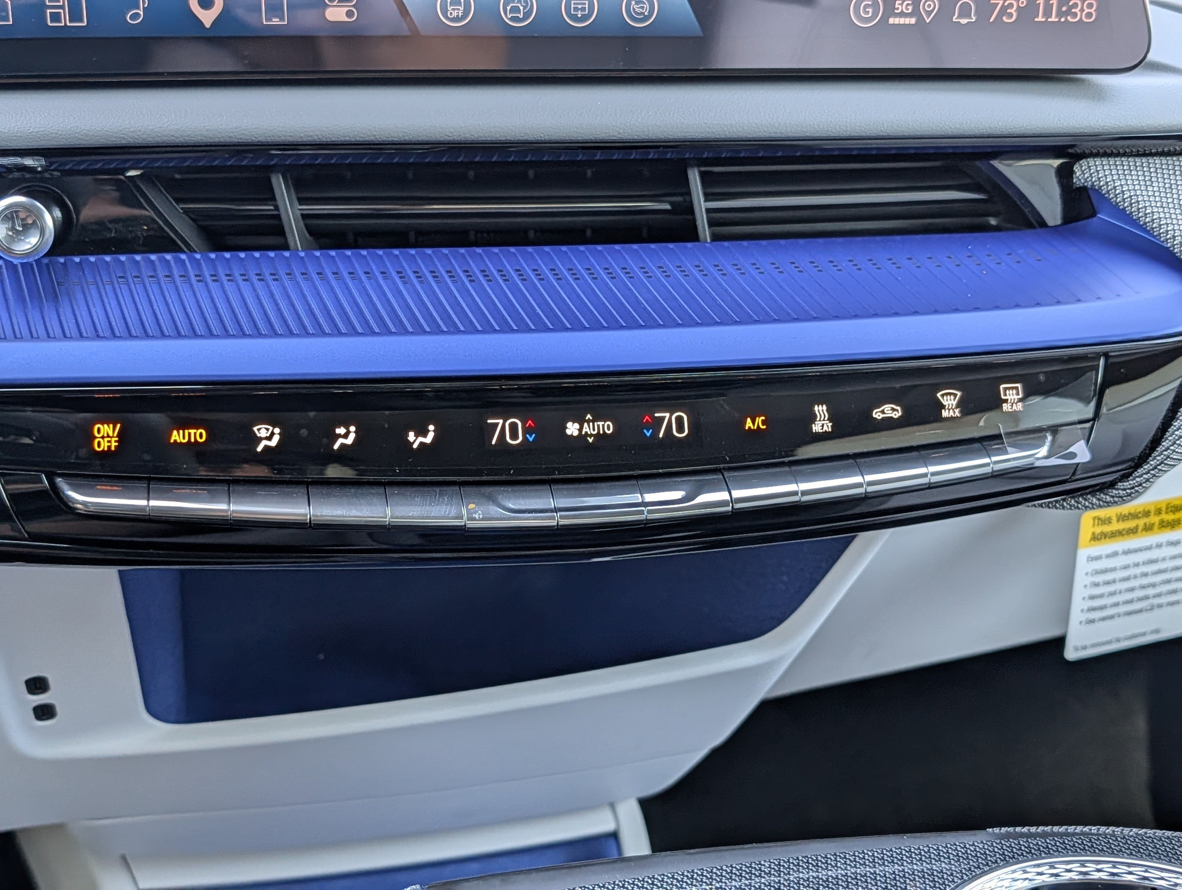 New 2027 Cadillac Optiq Luxury w/ LPO, Floor Liner Package AWD/4WD image 25