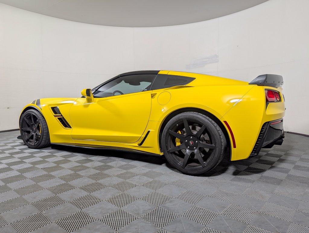 Used 2019 Chevrolet Corvette Grand Sport RWD image 5