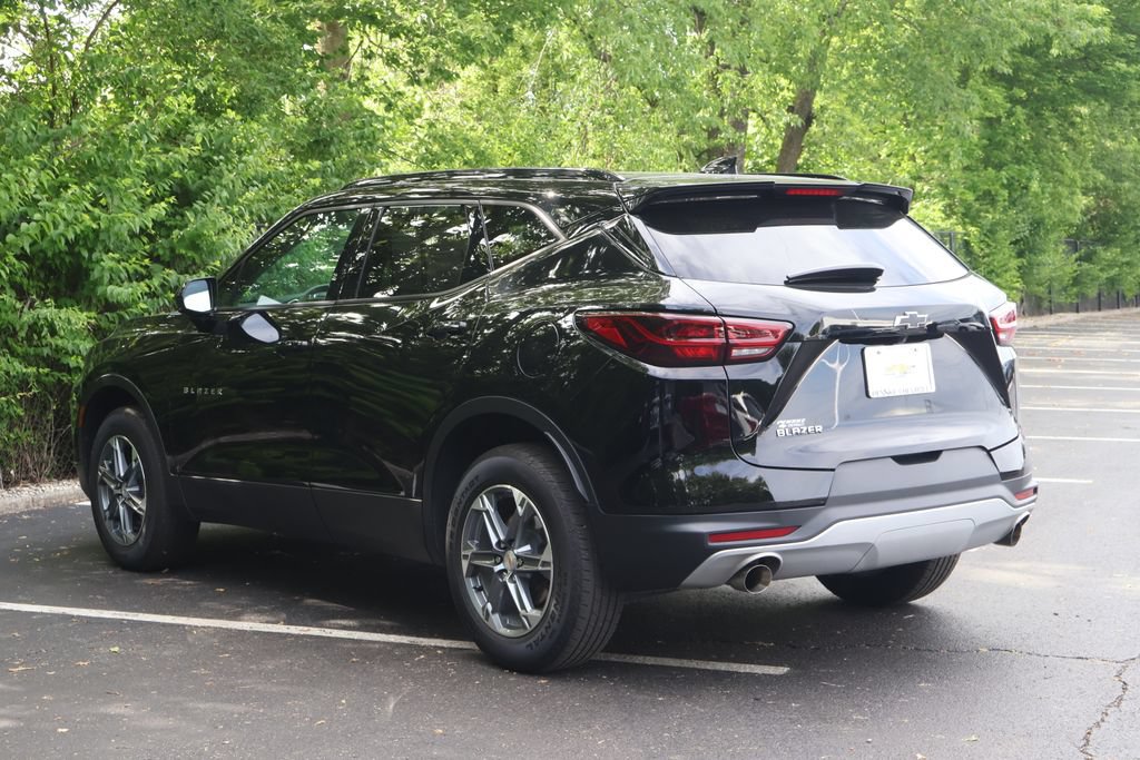 Used 2023 Chevrolet Blazer LT w/ Convenience Package FWD image 7