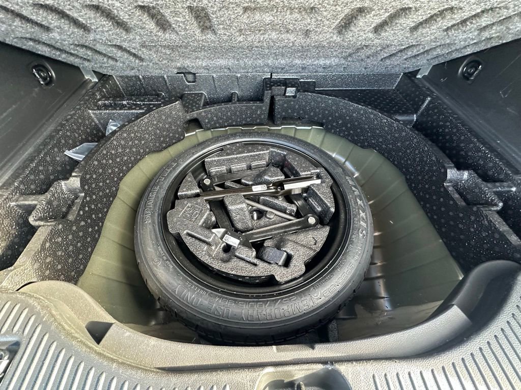 Used 2022 Chevrolet Trax LS w/ Tint and Cruise Package image 27