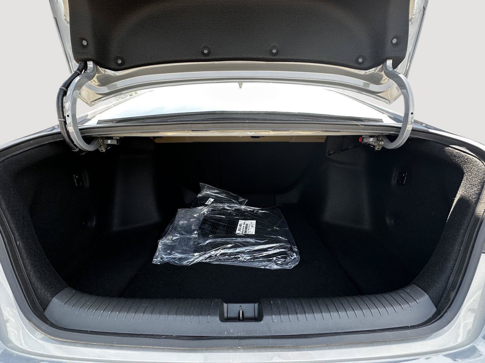 Used 2025 Honda Accord Sport image 27