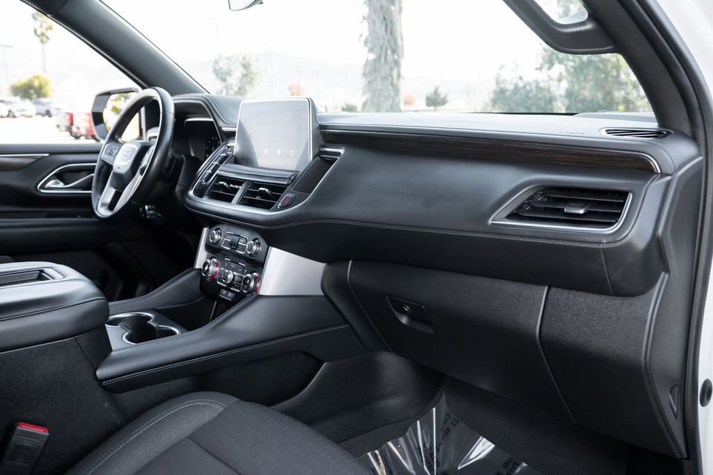 Used 2022 GMC Yukon XL SLE w/ Gmc Pro Safety Plus Package image 48