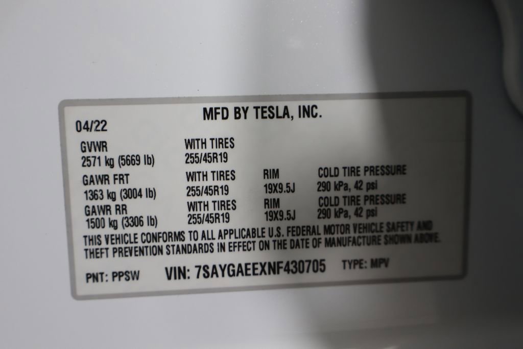 Used 2022 Tesla Model Y Long Range image 40