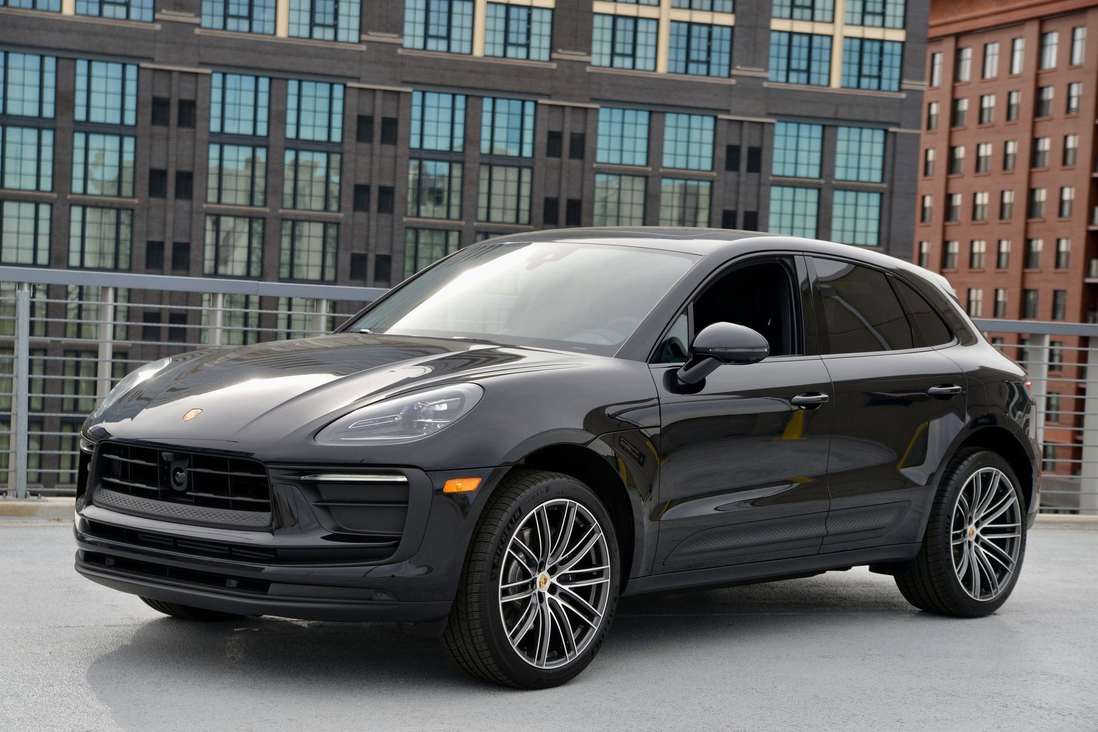 New 2026 Porsche Macan image 1