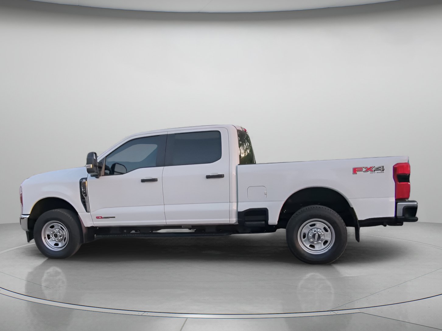Certified 2025 Ford F350 XL w/ 360-Degree Camera Package AWD/4WD image 19