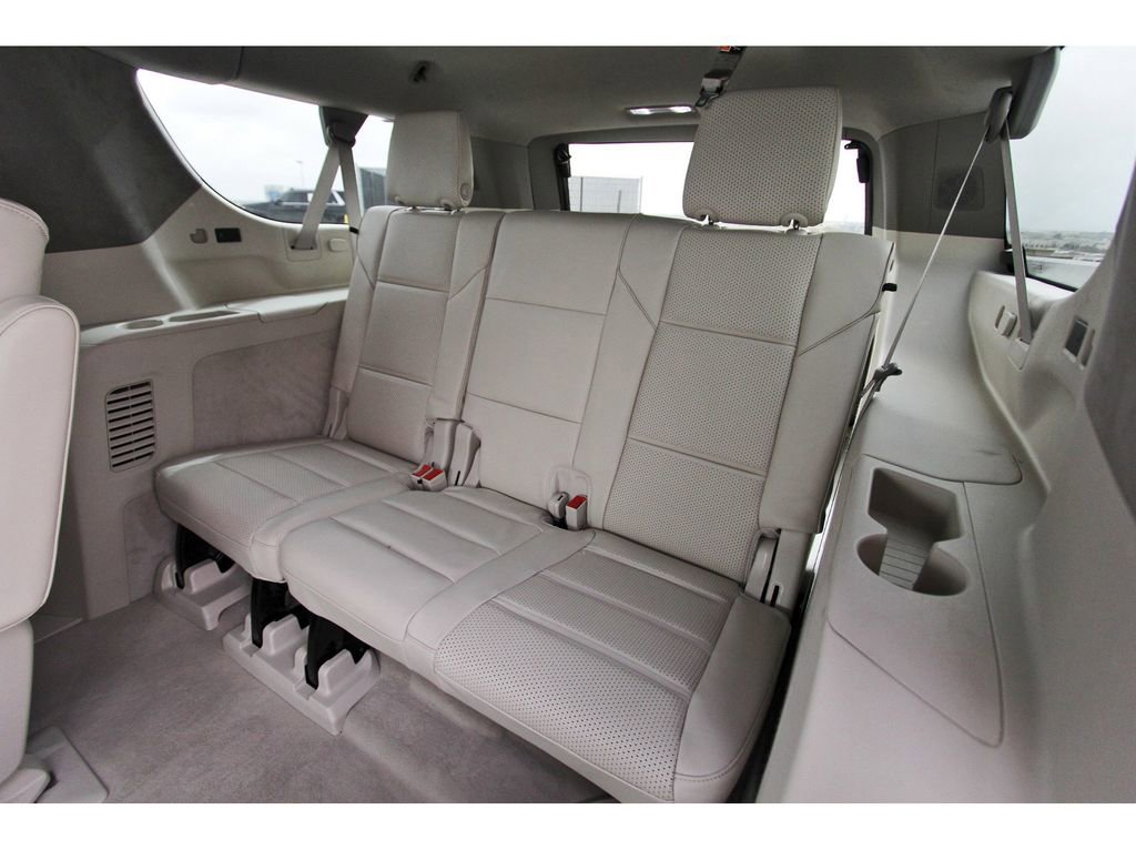 New 2025 Cadillac Escalade ESV Premium Luxury Platinum image 13