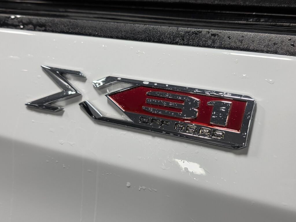 Used 2020 GMC Sierra 1500 Elevation w/ Elevation Value Package image 6