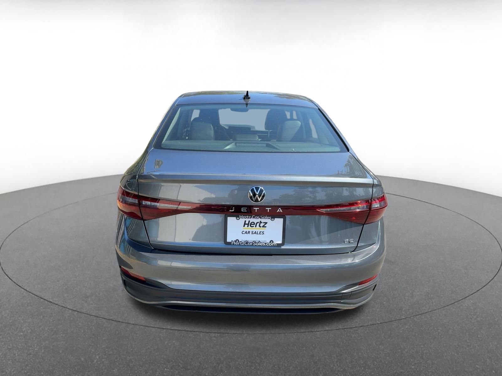 Used 2025 Volkswagen Jetta SE image 17