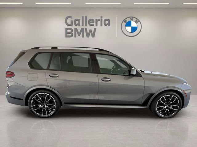 Used 2026 BMW X7 xDrive40i w/ M Sport Package image 7