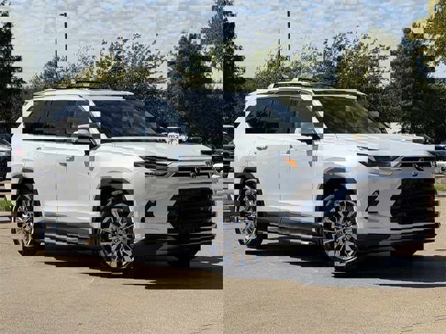 New 2026 Toyota Grand Highlander Platinum image 2