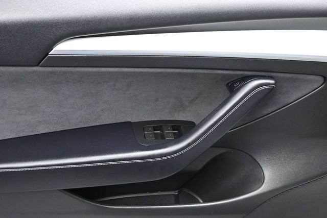Used 2022 Tesla Model 3 Standard Range RWD image 6