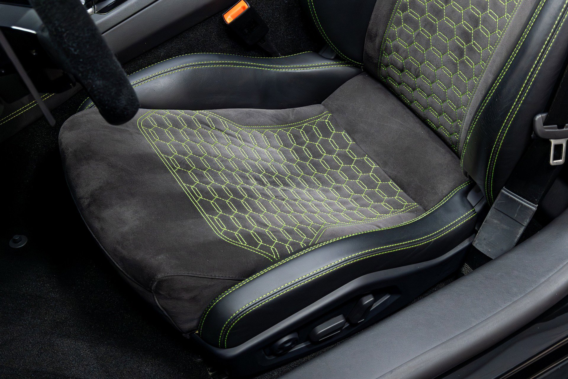 Used 2017 Lamborghini Huracan LP 610-4 image 7