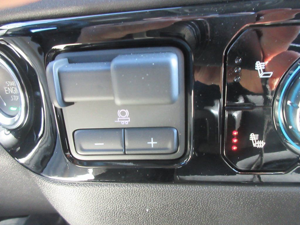 New 2026 GMC Sierra 1500 SLE image 19