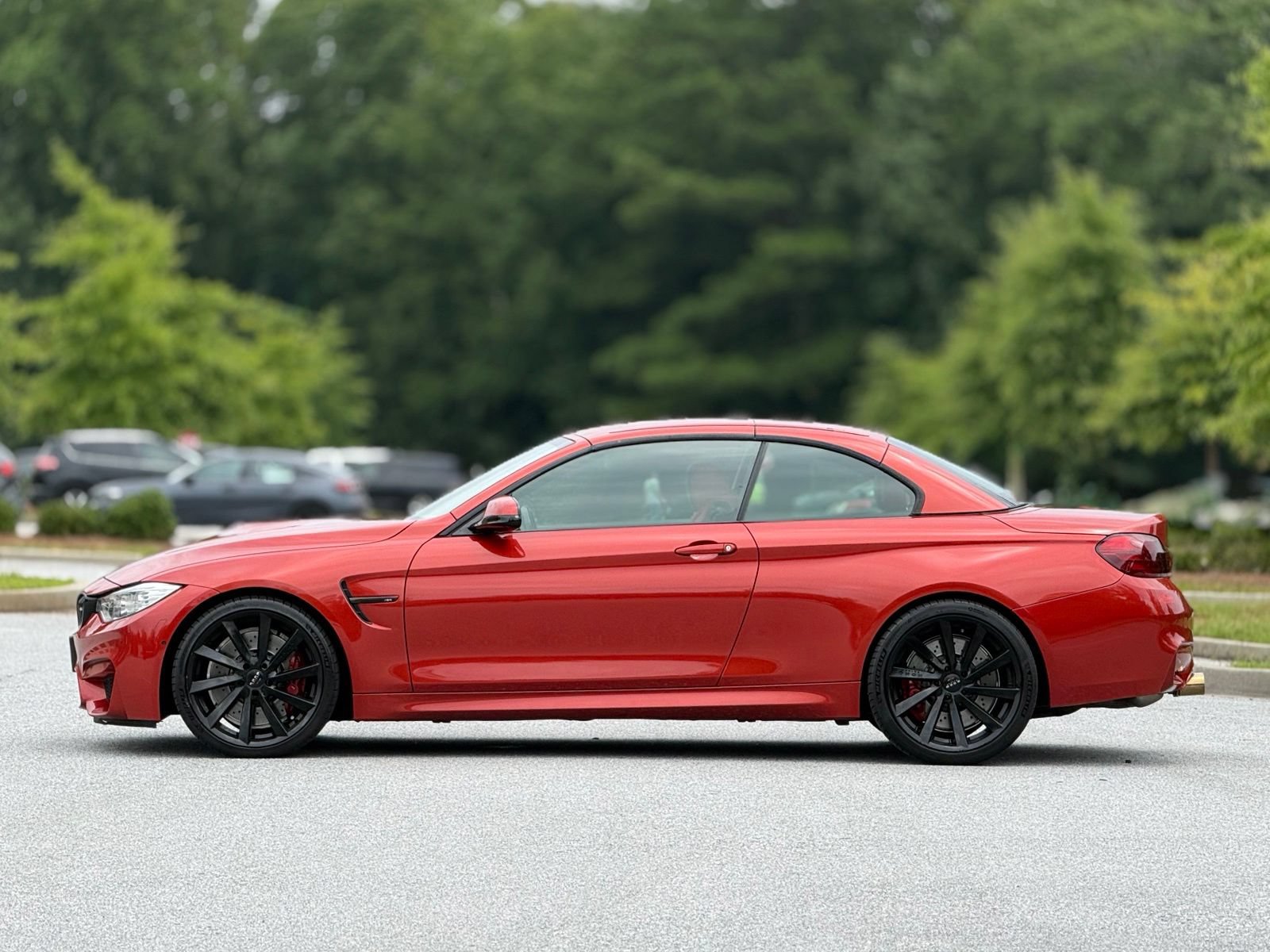 Used 2016 BMW M4 Convertible RWD image 9