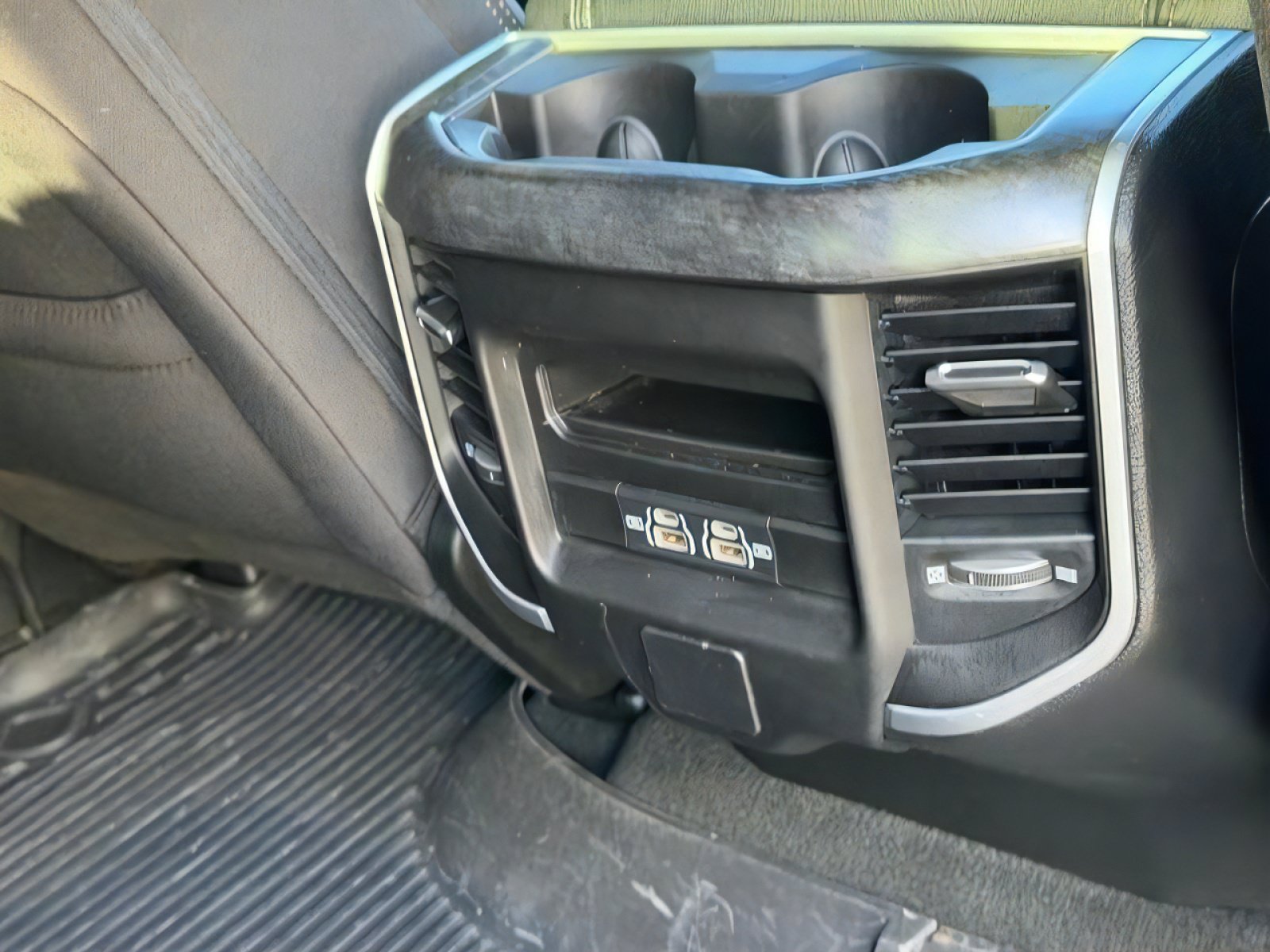 Used 2023 RAM 1500 Big Horn AWD/4WD image 14