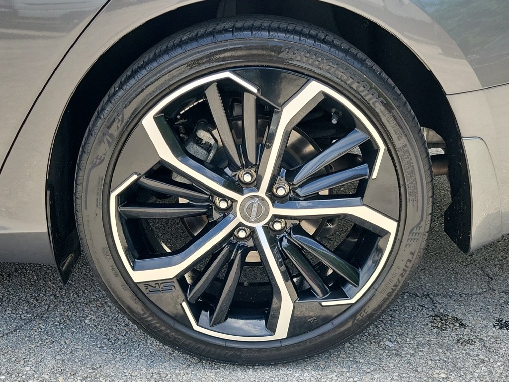 Certified 2023 Nissan Altima 2.5 SR FWD image 10