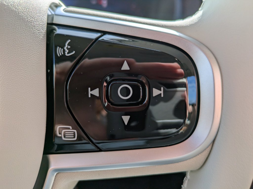 New 2026 Volvo XC90 B6 Ultra w/ Protection Package AWD/4WD image 26