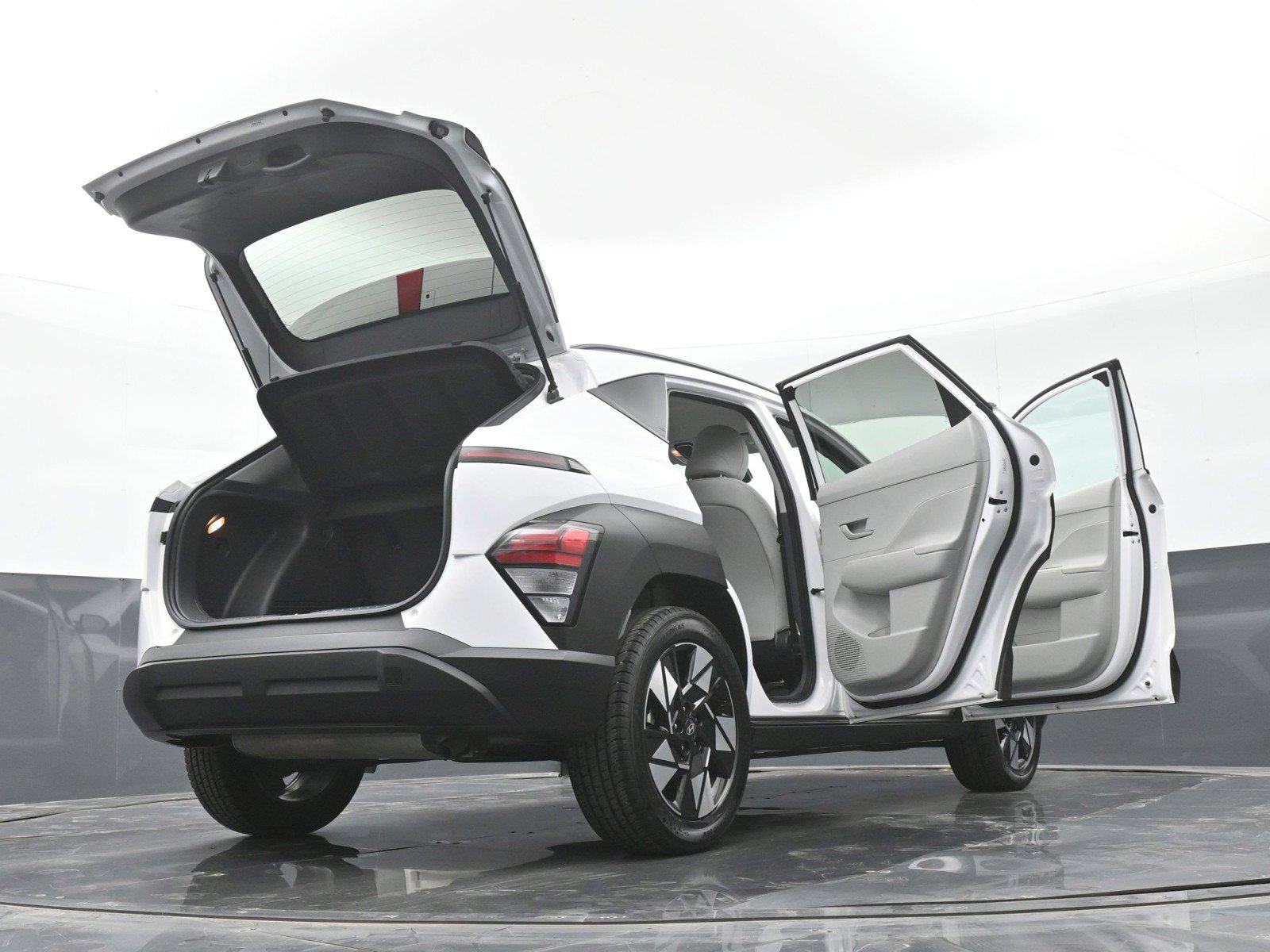 Certified 2024 Hyundai Kona SEL FWD image 49