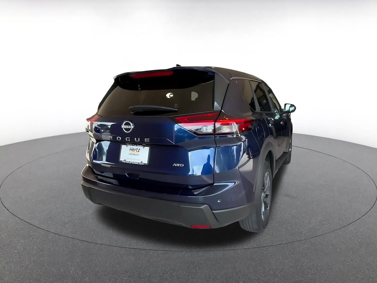 Used 2026 Nissan Rogue SV AWD/4WD image 13