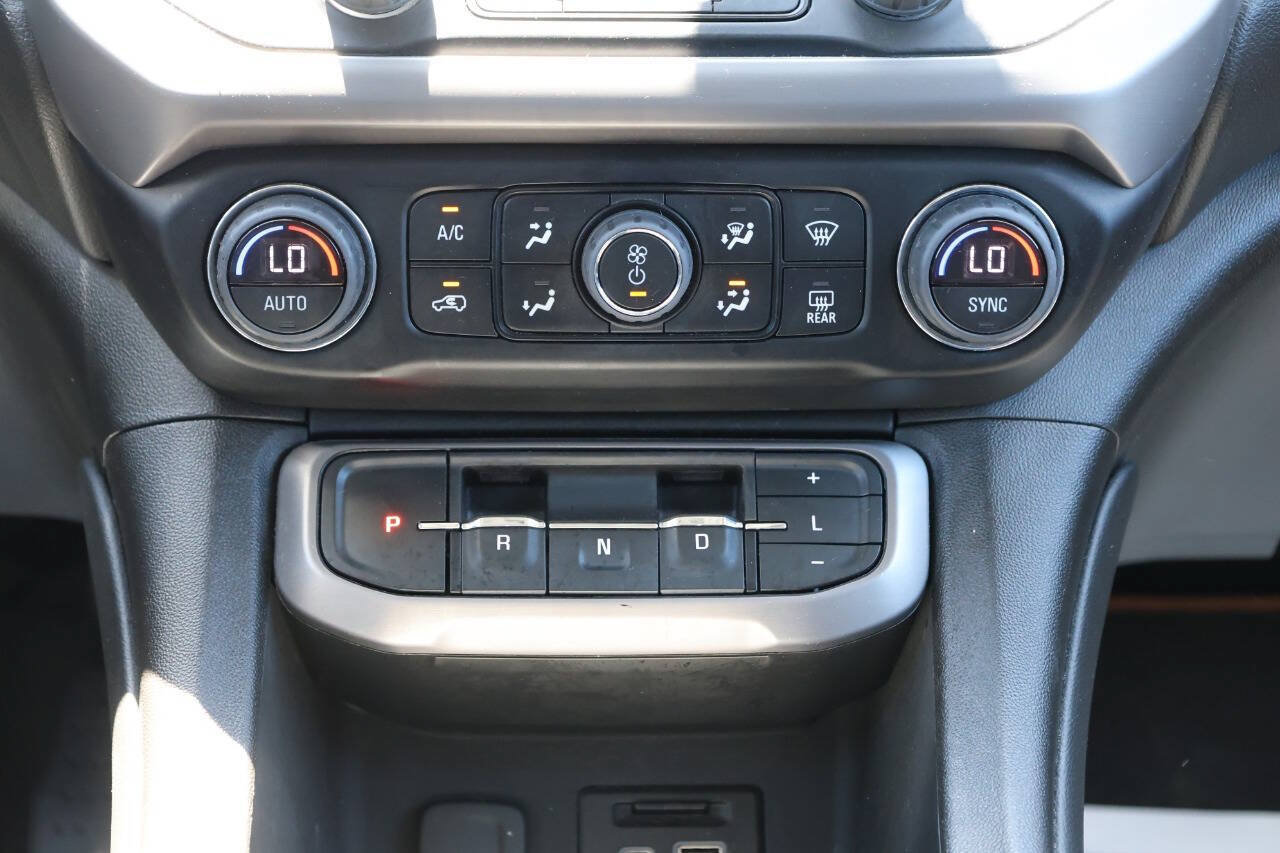 Used 2023 GMC Acadia AT4 w/ Technology Package AWD/4WD image 22