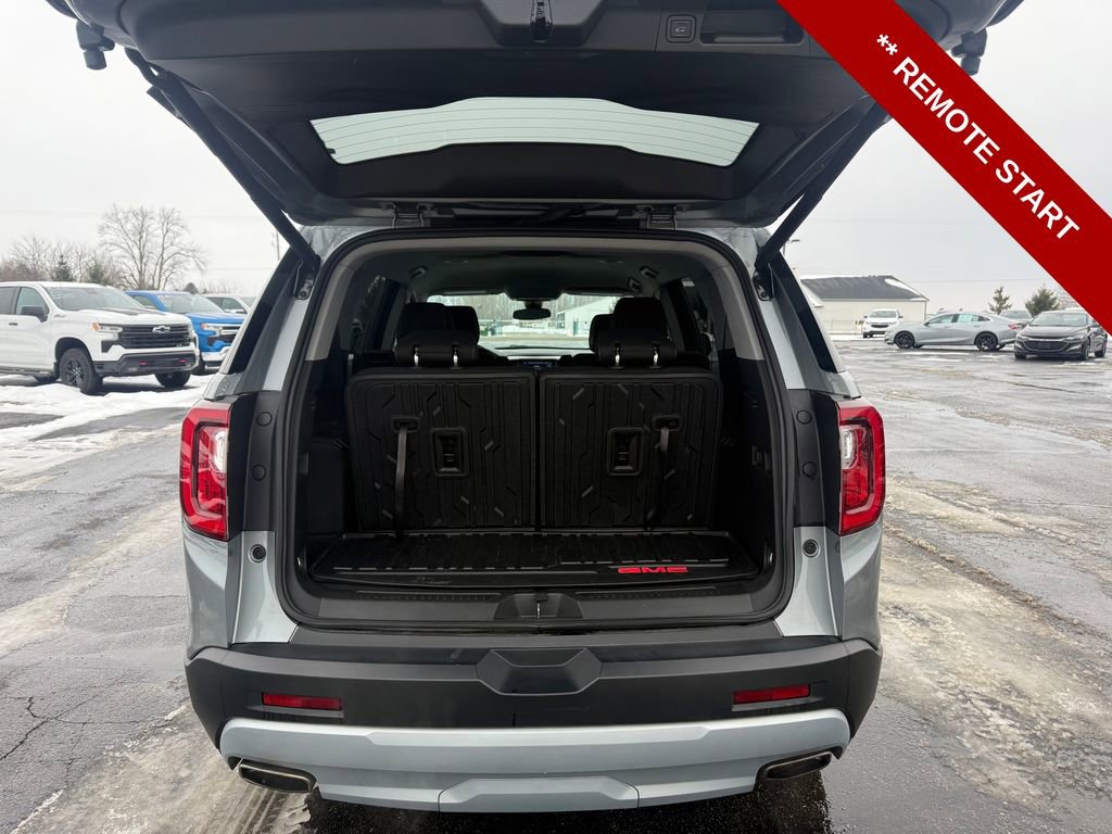 Used 2023 GMC Acadia SLE w/ Driver Convenience Package image 7