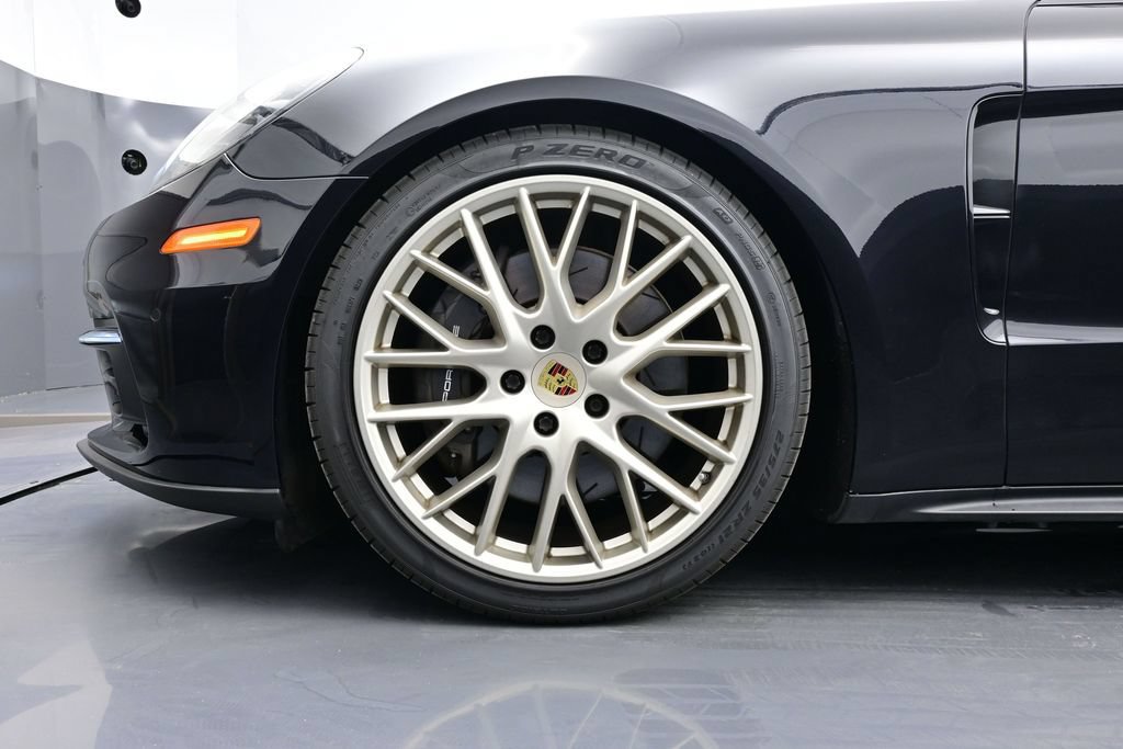 Certified 2020 Porsche Panamera 4 AWD/4WD image 6