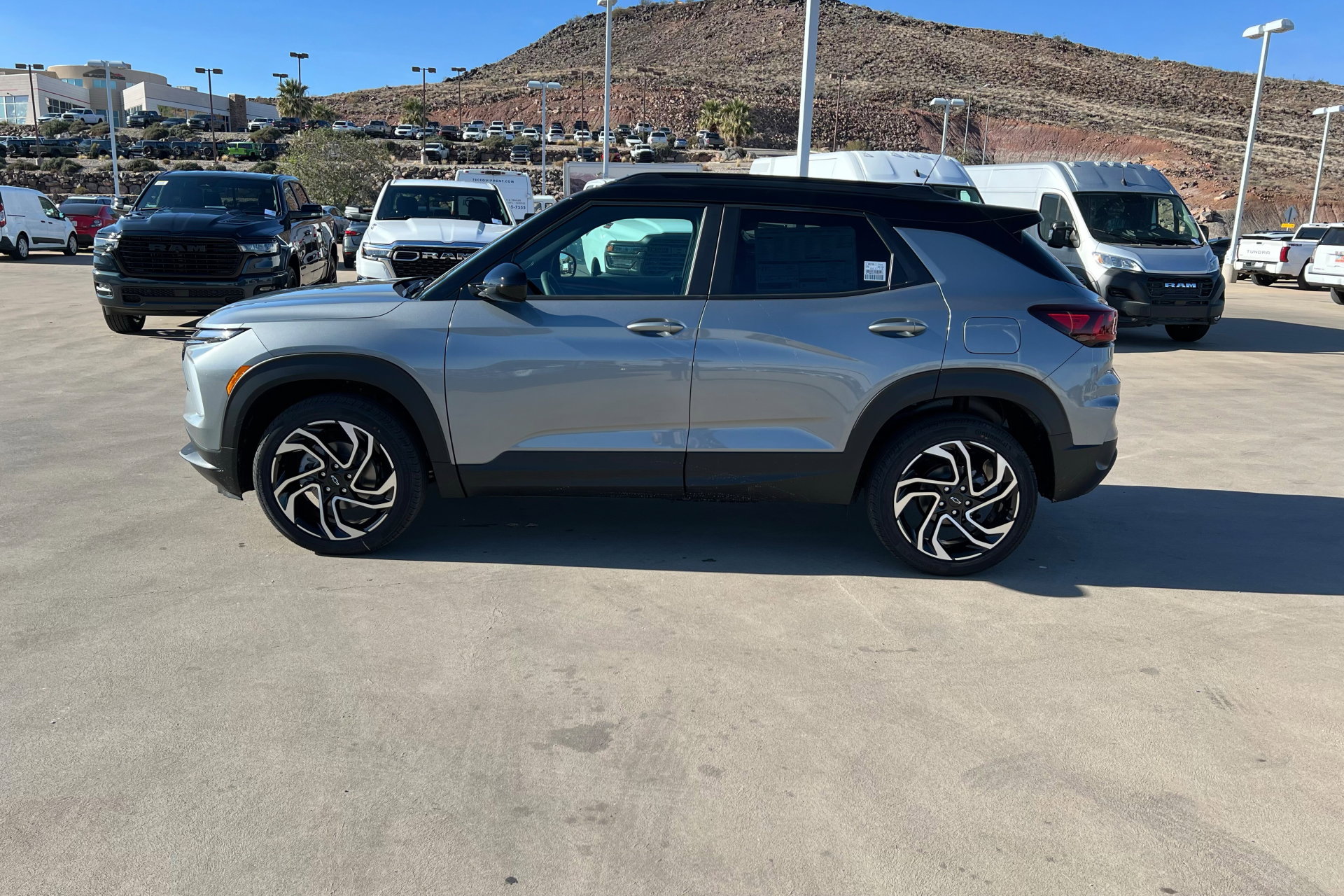 New 2026 Chevrolet TrailBlazer RS w/ Convenience Package image 2