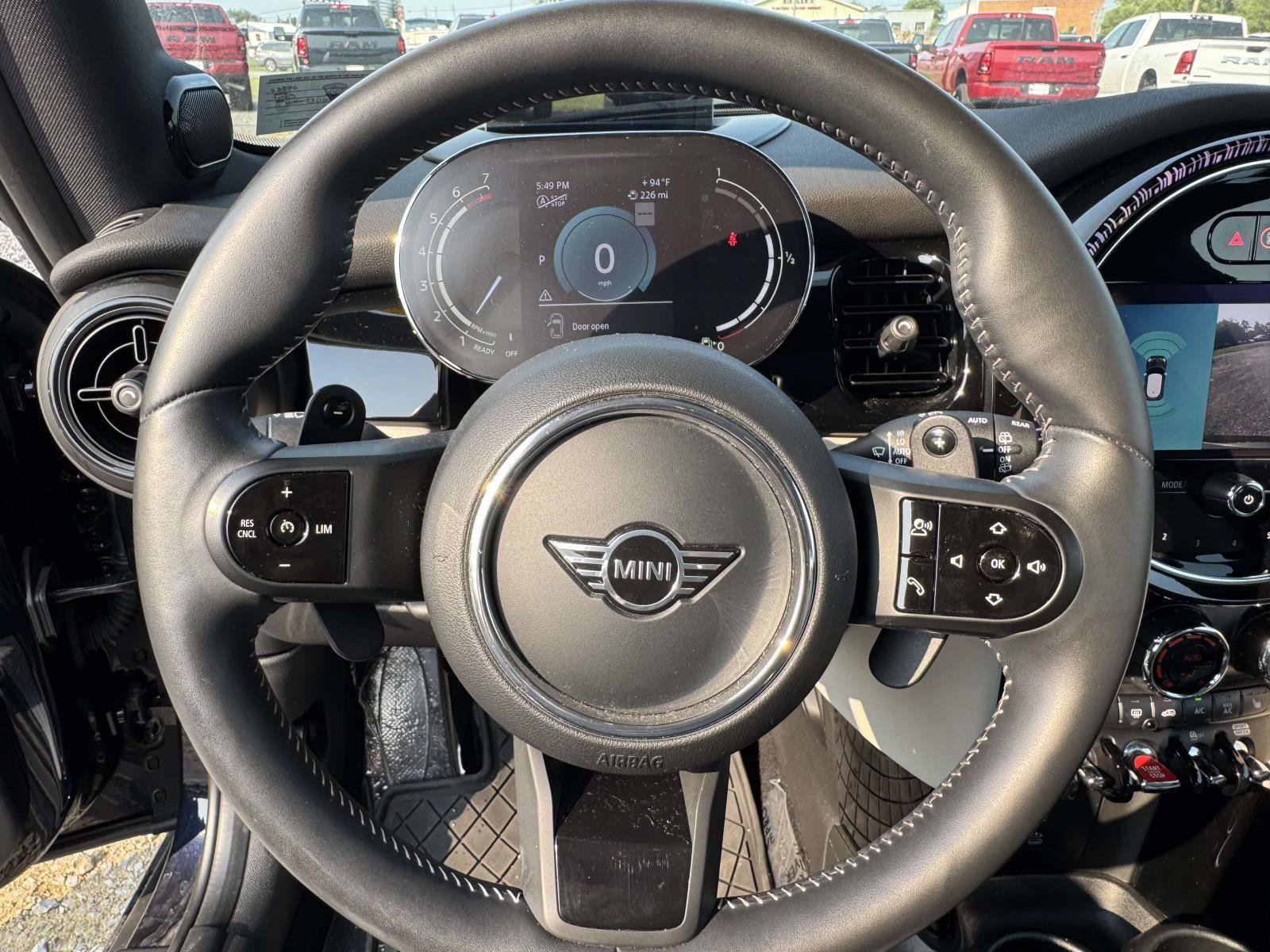 Used 2023 MINI Cooper S FWD image 11