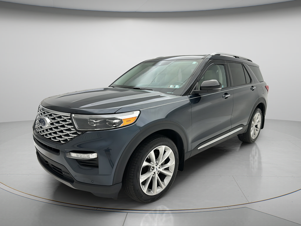 Used 2023 Ford Explorer Platinum w/ Technology Package AWD/4WD image 3