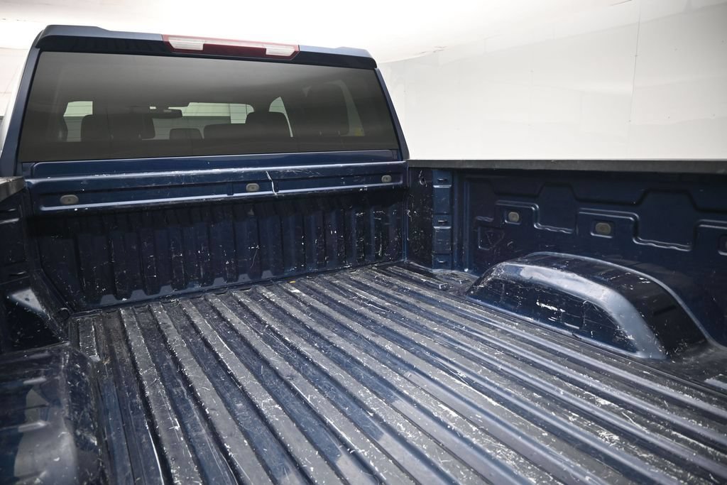 Used 2022 Chevrolet Silverado 2500 Custom w/ Custom Value Package AWD/4WD image 22