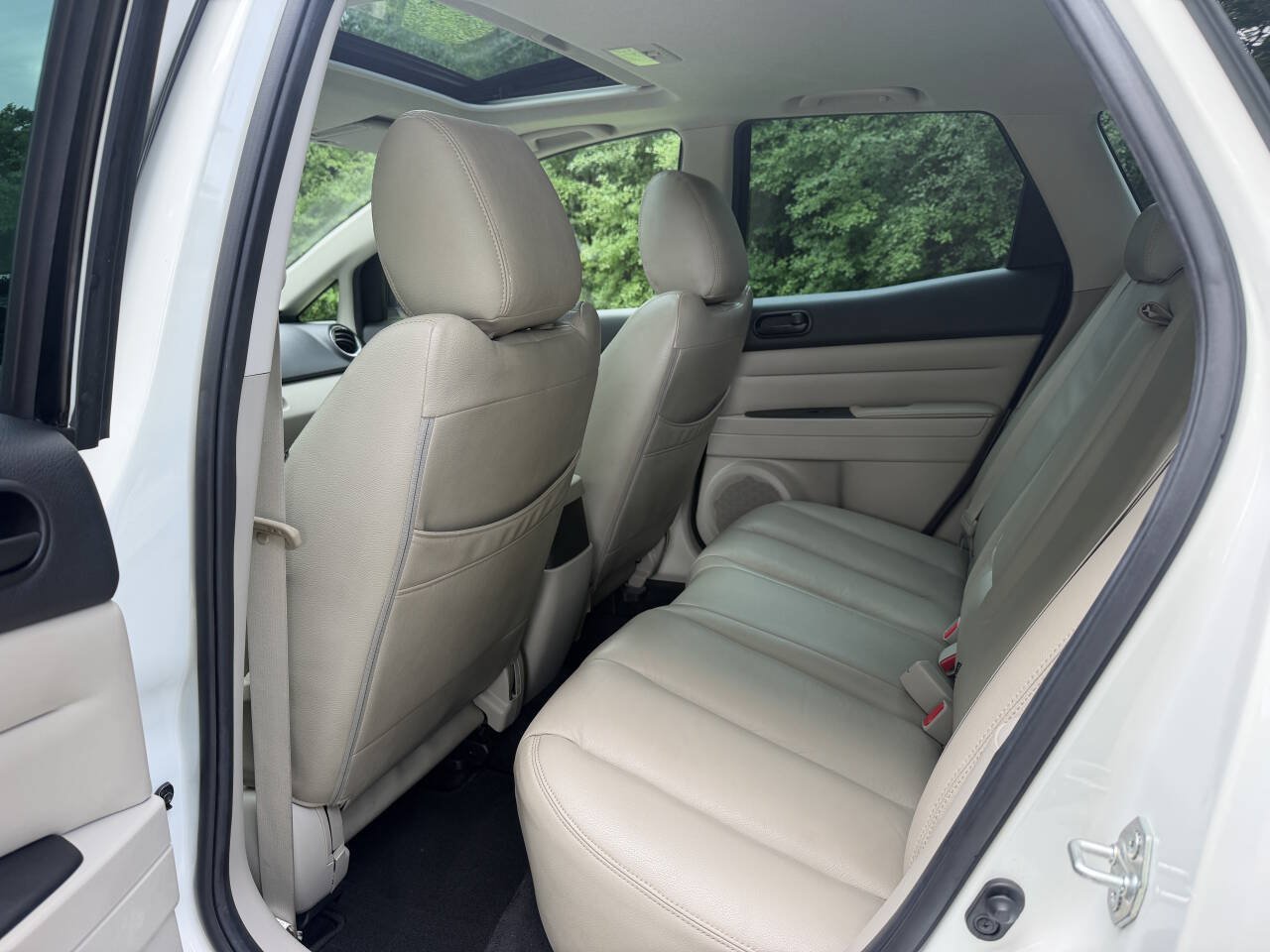 Used 2010 MAZDA CX-7 i Sport w/ Convenience Pkg FWD image 12