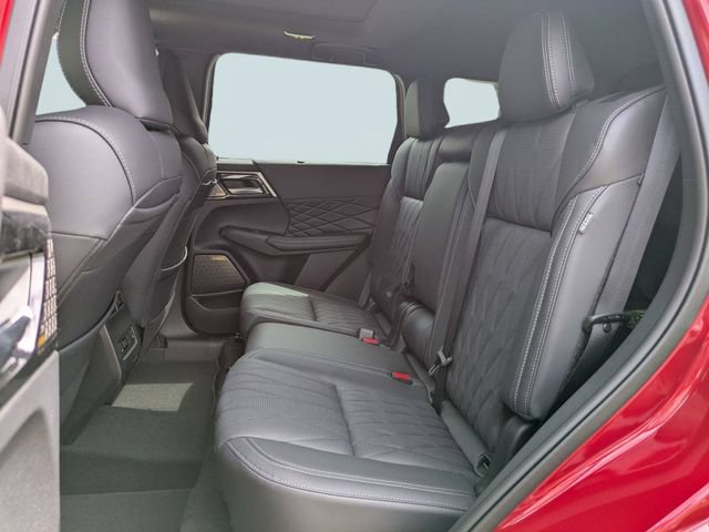 New 2026 Mitsubishi Outlander SEL Black Edition FWD image 15