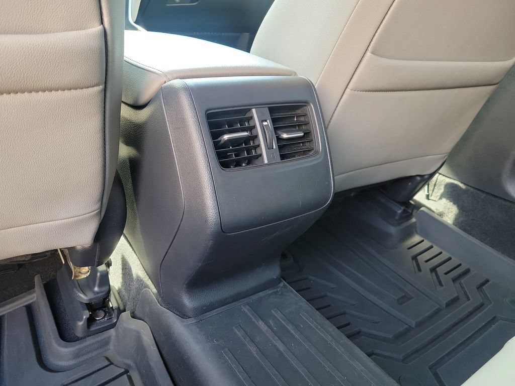 Used 2020 Honda Accord EX-L image 12