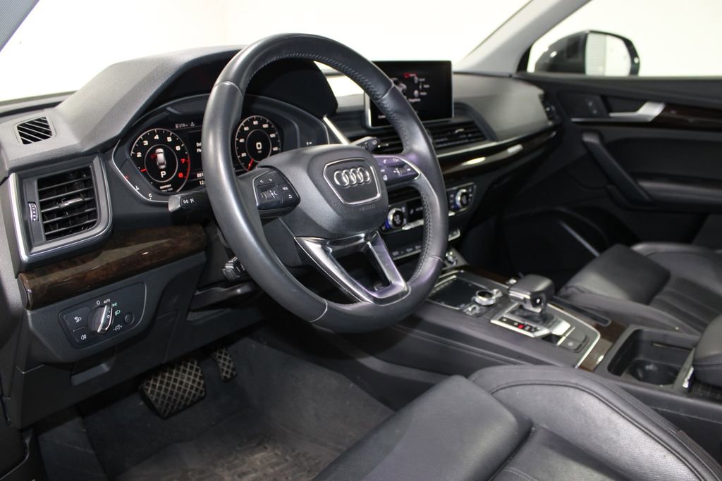 Used 2019 Audi Q5 2.0T Premium Plus w/ Premium Plus Package AWD/4WD image 17