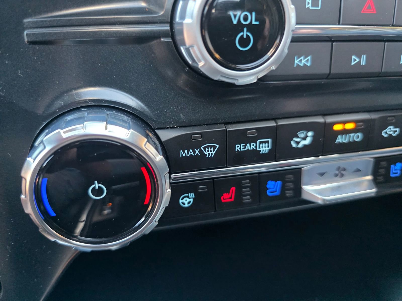 Used 2025 Ford F150 Raptor AWD/4WD image 6