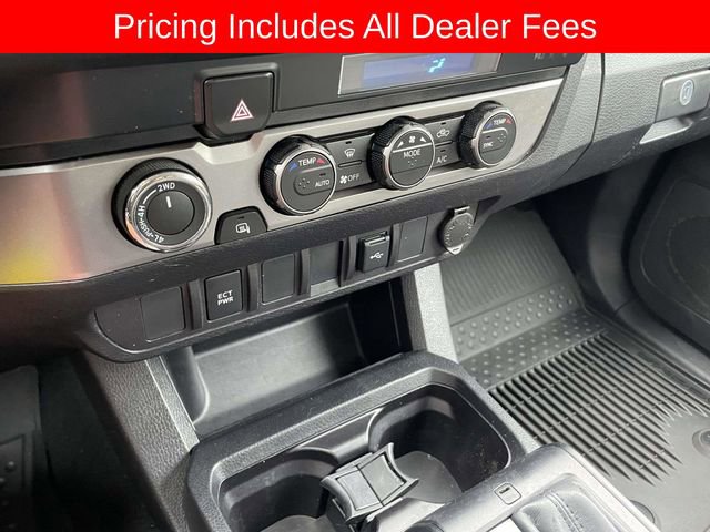 Used 2023 Toyota Tacoma SR AWD/4WD image 29