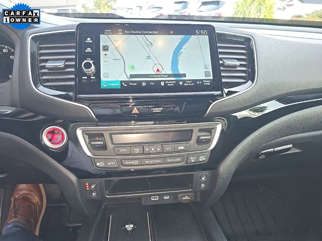 Used 2025 Honda Ridgeline Black Edition image 12