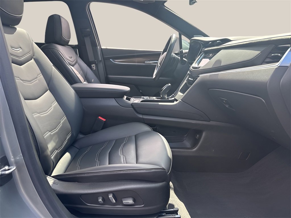 Certified 2024 Cadillac XT5 Premium Luxury w/ Platinum Package image 20