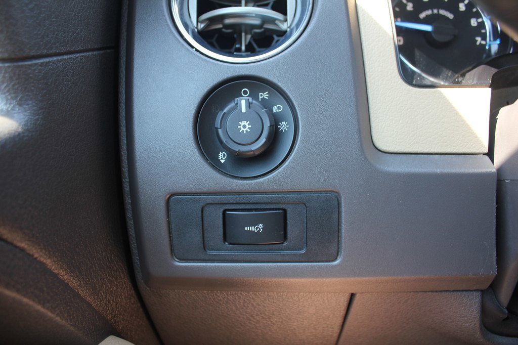 Used 2012 Ford F150 XLT w/ XTR Pkg image 17