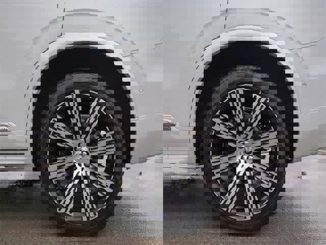 Used 2022 Volvo XC90 T6 Inscription w/ Advanced Package image 14