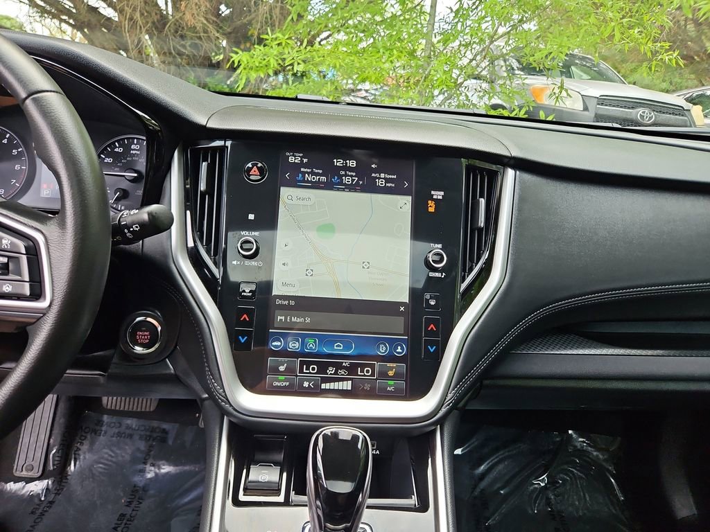 Used 2025 Subaru Outback Premium w/ Popular Package #1A image 15