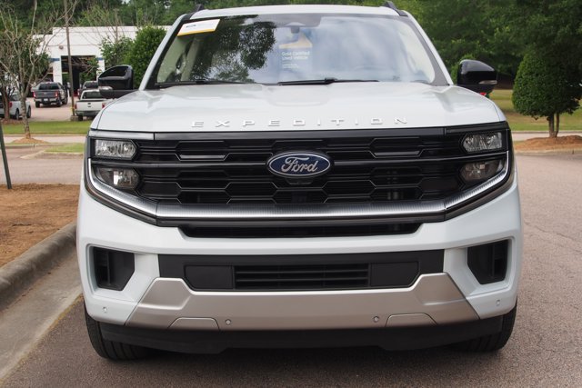 Certified 2025 Ford Expedition Max Platinum w/ Driver's Package AWD/4WD image 2