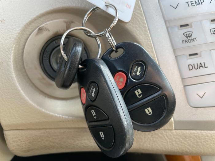 Used 2007 Toyota Avalon Limited image 46
