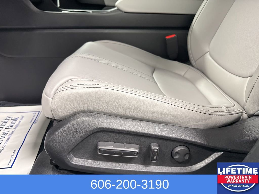 New 2025 Honda Pilot Touring image 34