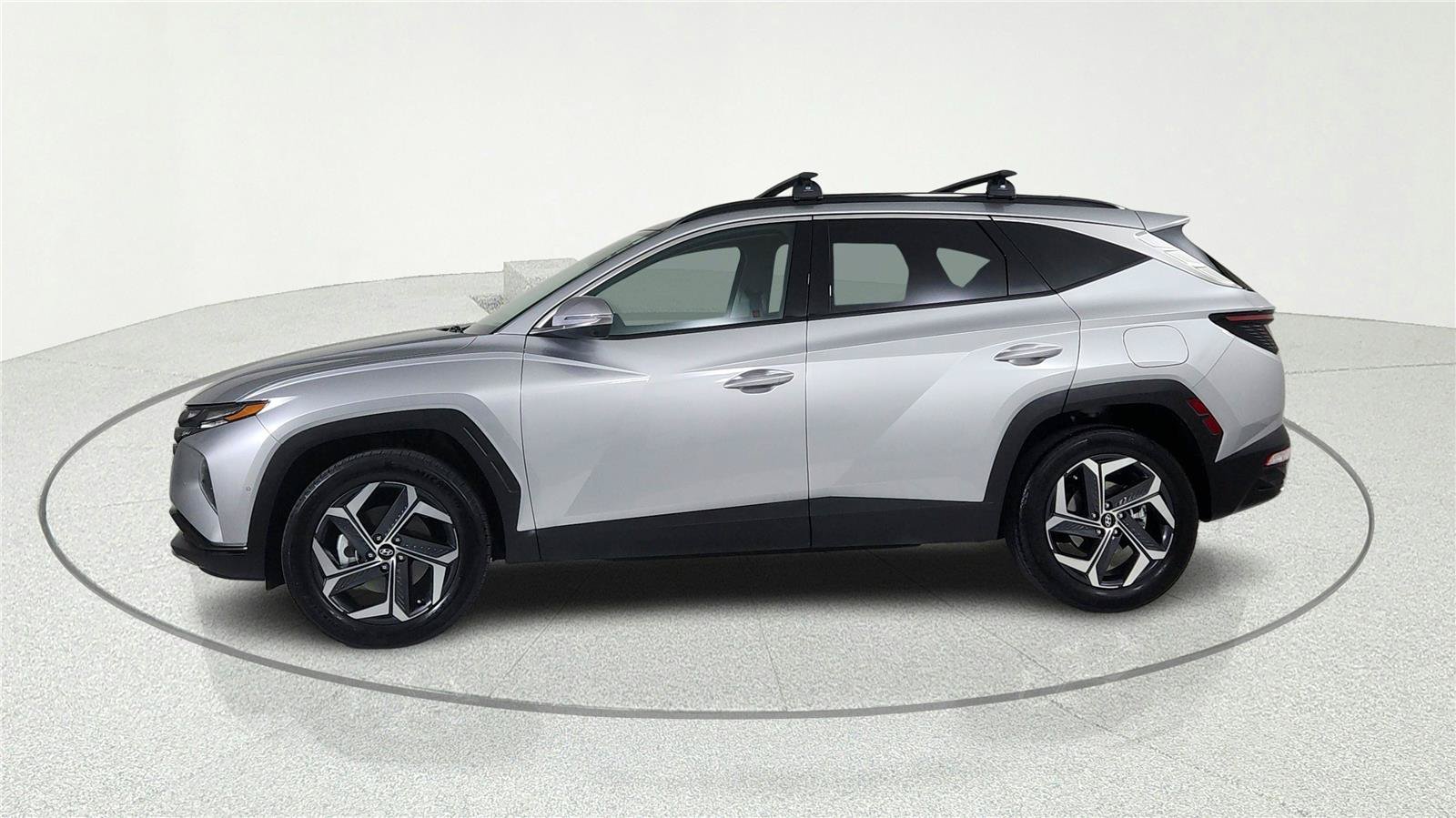 Used 2024 Hyundai Tucson Limited AWD/4WD image 3